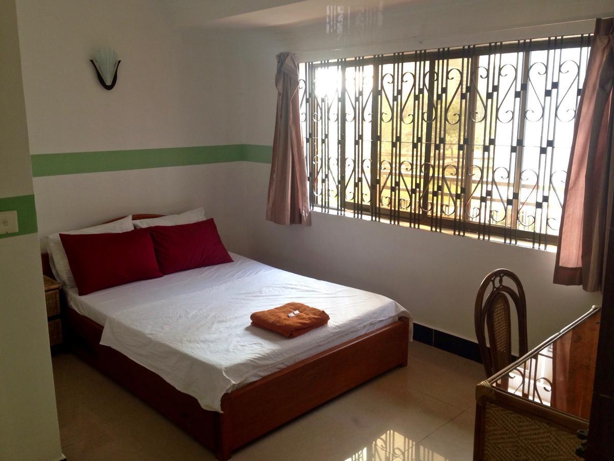 Lazy Gecko Guesthouse Phnom Penh Eksteriør billede